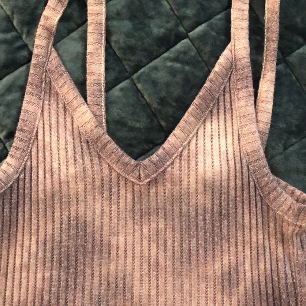 Cropped tank top // American Eagle - Picture 2 of 4